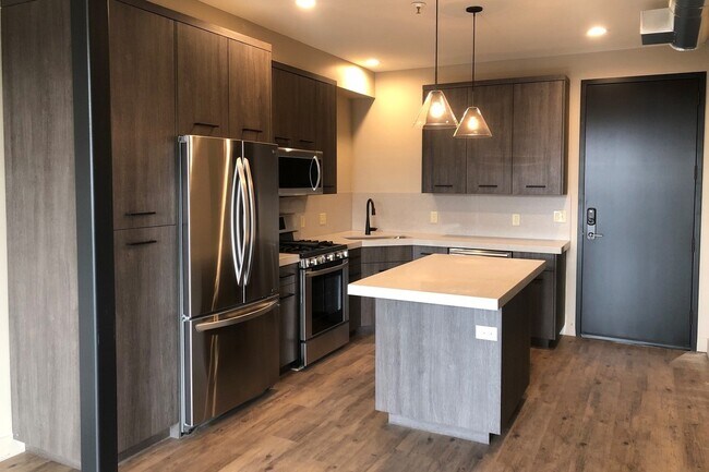 Salt Lake Costume Apartments