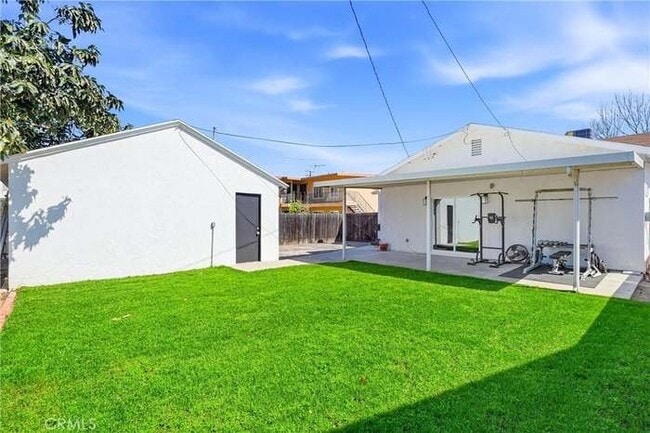 Photo - 329 Catalpa Ave