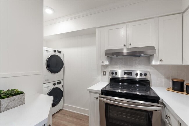 Photo - 2122 Hancock Dr Unit 103