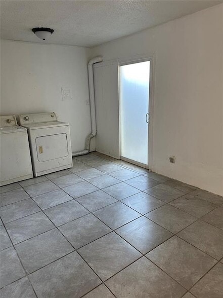 Photo - 401 SE 12th St Unit 156