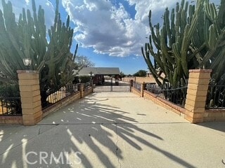 Photo - 1010 Douglas St