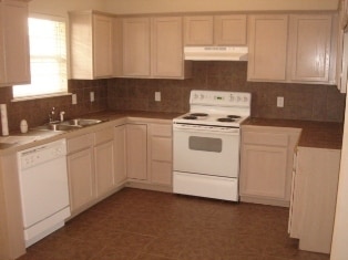 Photo - Charming Home - Moore Schools
