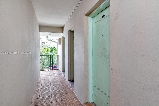 318 Majorca Ave Unit 304