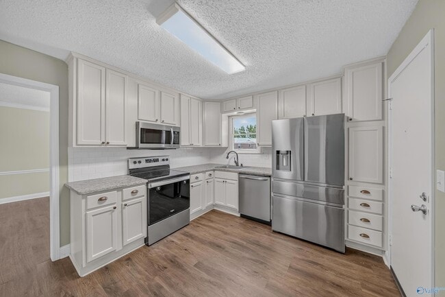 Photo - 1208 SE Willowbrook Dr