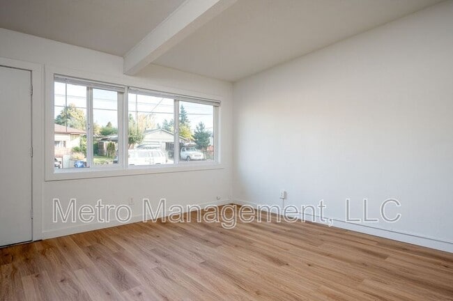 Photo - 6307 SE 72nd Ave