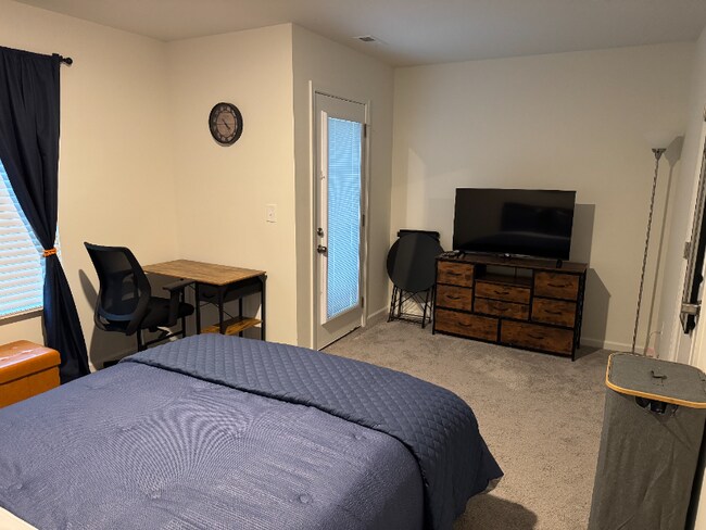 Photo - 533 Gantt St