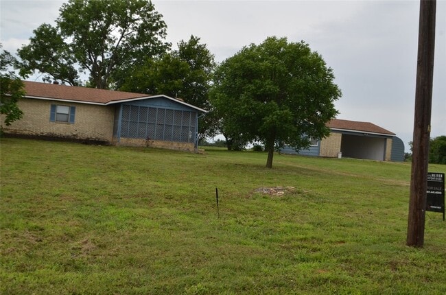Photo - 2020 Gage Rd
