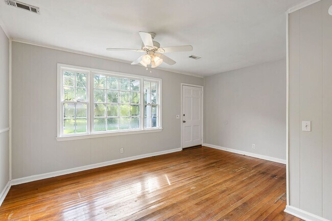 Photo - 409B Unit B