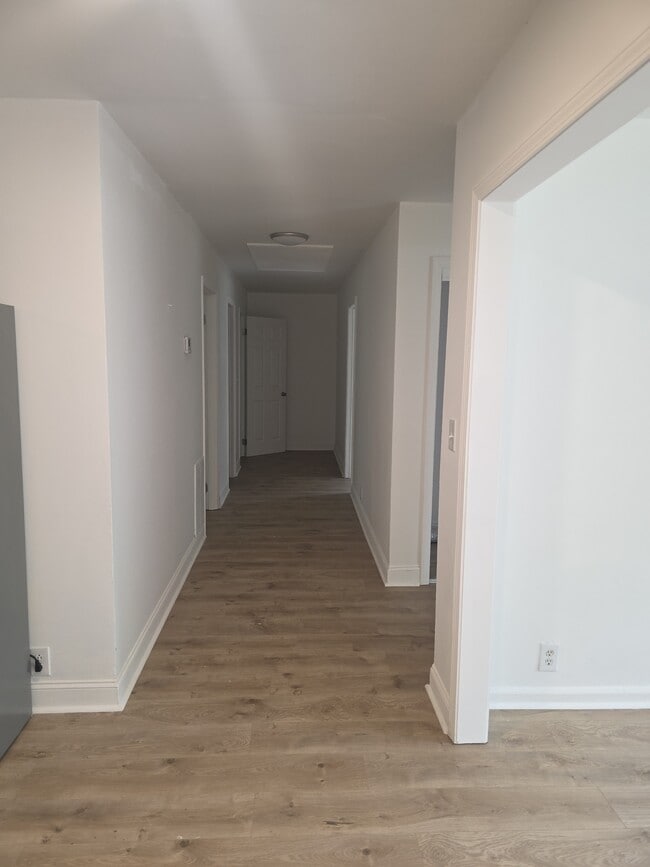 Photo - 3210 Baker Rd