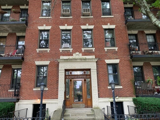 Photo - 1758 Commonwealth Ave Unit A