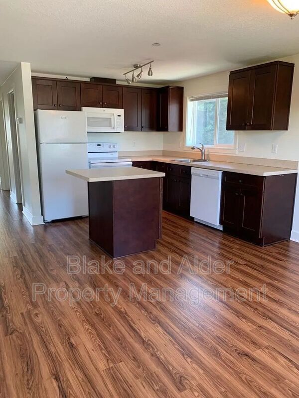 Photo - 8211 N Montana Ave