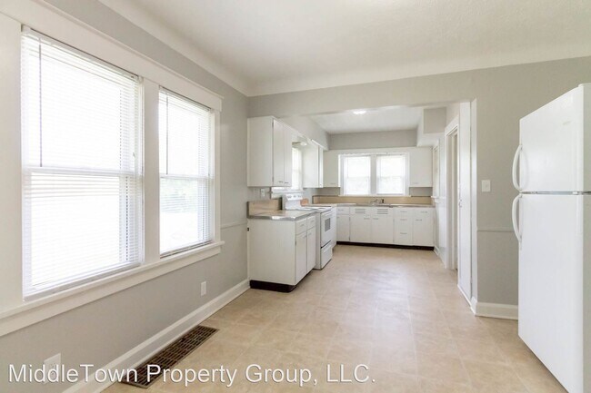 3 br, 1 bath House - 1130 W Abbott St - 3 br, 1 bath House - 1130 W Abbott St