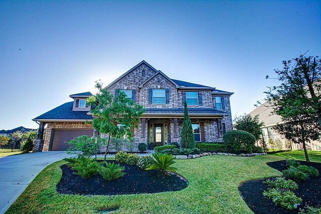 Photo - 10 Cayuga Pond Ct House