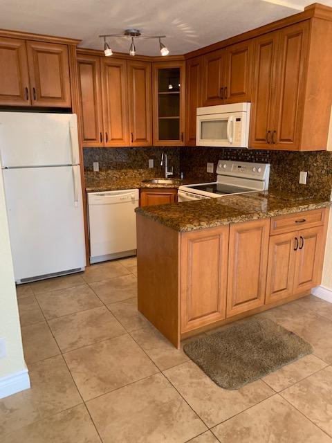 Photo - 1907 NE 2nd St Unit 16