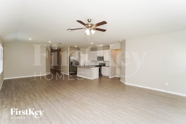Photo - 1204 Treehouse Ln