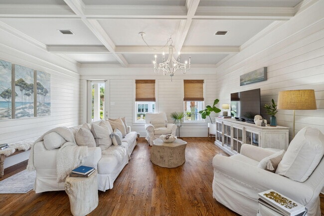 Photo - 38 White Cliffs Blvd