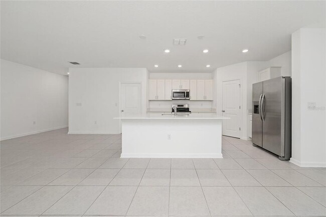Photo - 5794 Le Marin Wy