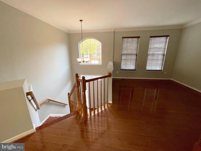 Photo - 4106 Hazelwood Ct