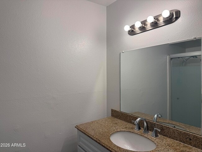 Photo - 503 E Loyola Dr