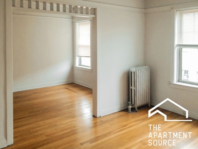 Photo - 1920 W Winona St Unit 3