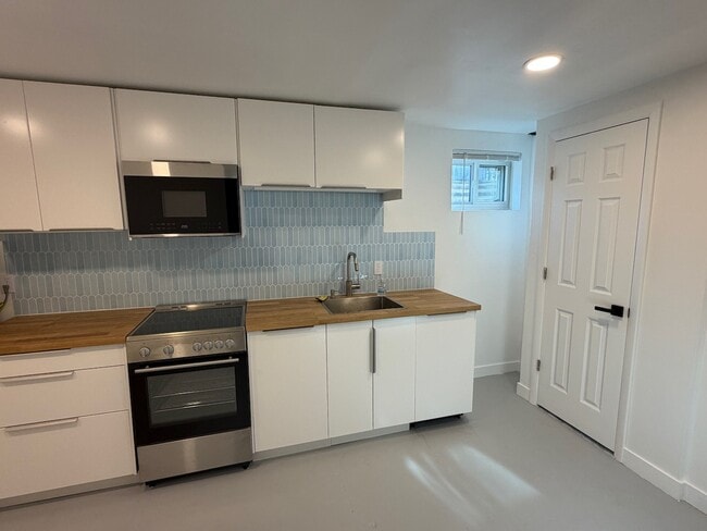 Photo - 6391 S Spotswood Cir