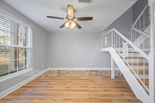 Photo - 1301 Neelys Bend Rd