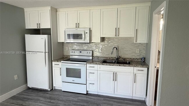 Photo - 220 NW 12th St Unit 1