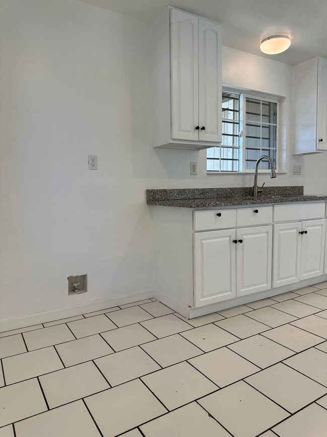 Photo - Conveniently located home