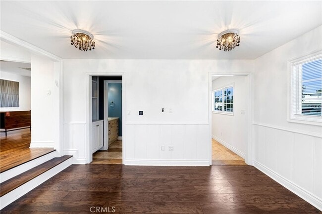 Photo - 6000 Woodman Ave Unidad A1