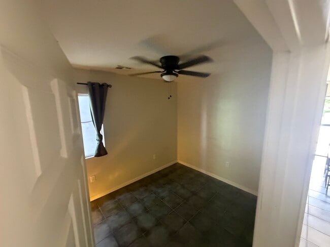 Photo - 8130 W Amelia Ave