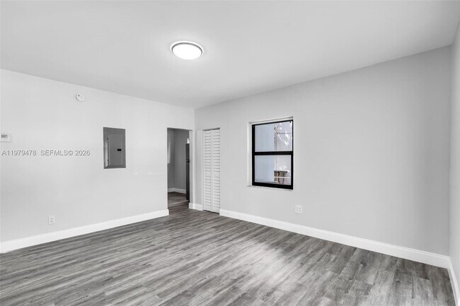 Photo - 130 SW 31st Ct Unit 1