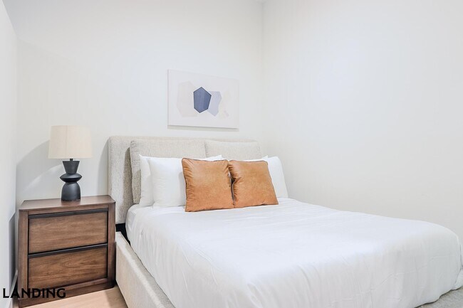 Photo - 2623 Keene St Unit 521