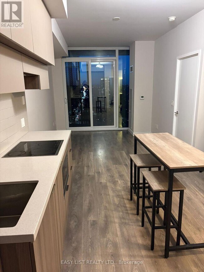 Photo - 8 Eglinton Ave E Unit 2606