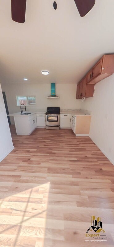 Photo - 2389 Empress St