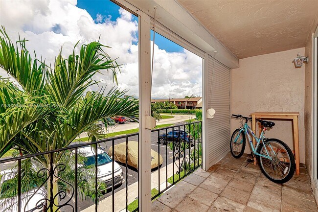 Photo - 1413 N 15th Ave
