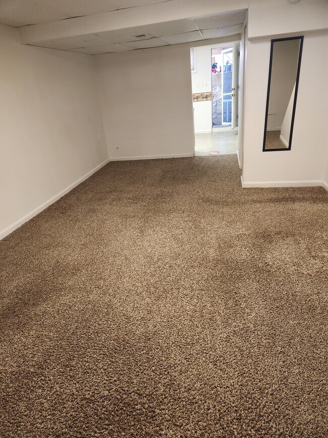 Photo - 734 Kingston Rd Unit Basement Apartment