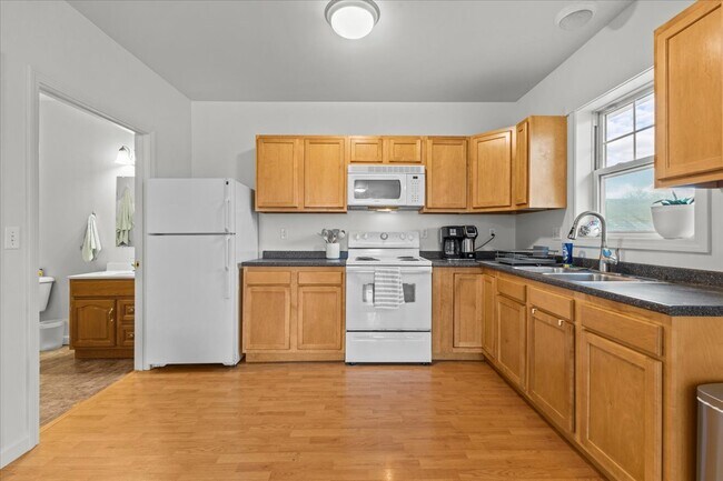 Photo - 9 Allen St Unit 9 Allen Street