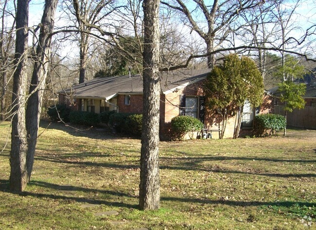 Building Photo - 4002 Auburn Ln Unit 4002 A Auburn Lane Rental