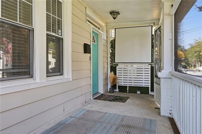 Photo - 920 Oaklawn Ave