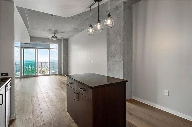 Photo - 250 Pharr Rd NE Unit 916