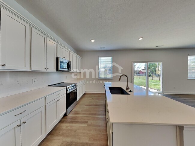 Photo - 202 Kramer Mills Dr