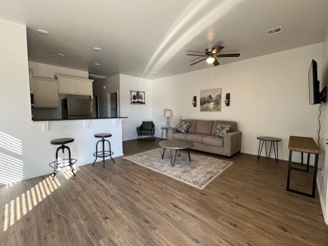 1209 SW Oklahoma Ave