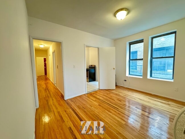 Photo - 392 E 4th St Apartment Unit 7B