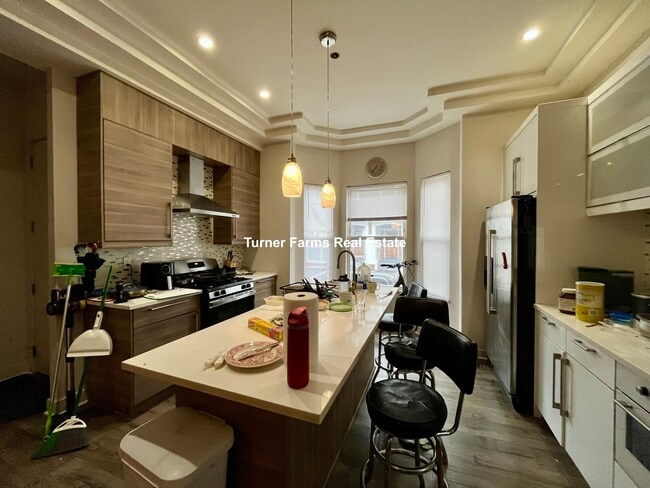 Building Photo - 24 Washburn St Unit 1