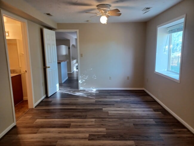 Photo - 1438 Chesham Cir Unidad 1
