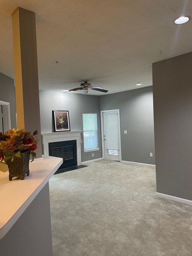 Photo - 14302 Rosy Ln Unidad Beautiful Condo in Centerville