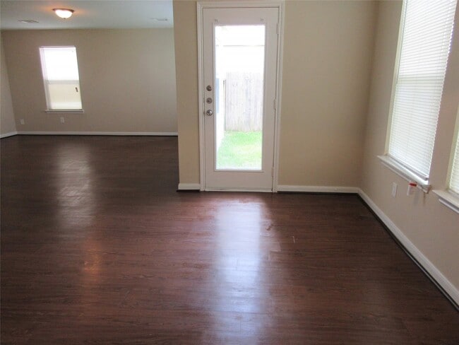 Photo - 18118 Tawnas Way Ln