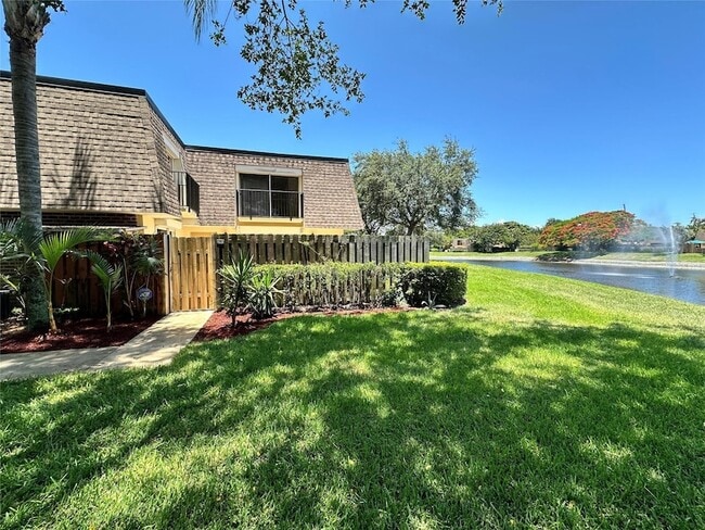 Photo - 2903 SW 22nd Cir Townhome