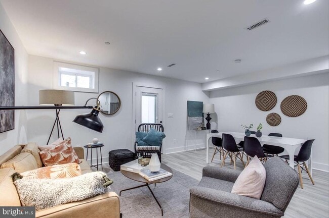 Photo - 22 Bryant St NW Unidad 1