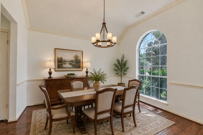 Photo - 11802 Chateau Trail